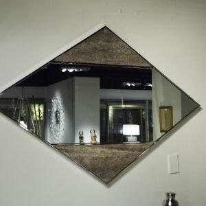 DIAMOND MIRROR
