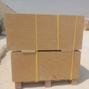 Grooved Riyadh Beige Limestone Cladding / حجر الرياض كريمي مخطط أو مشطب